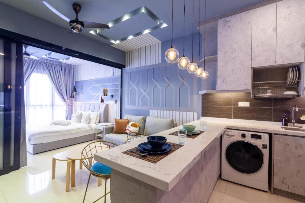 Highpark Suites In Petaling Jaya, Kelana Jaya By Plush Kampong Baharu Sungai Way Zewnętrze zdjęcie