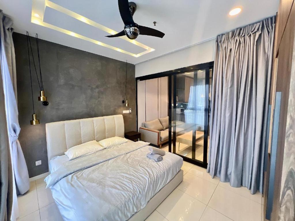 Highpark Suites In Petaling Jaya, Kelana Jaya By Plush Kampong Baharu Sungai Way Zewnętrze zdjęcie